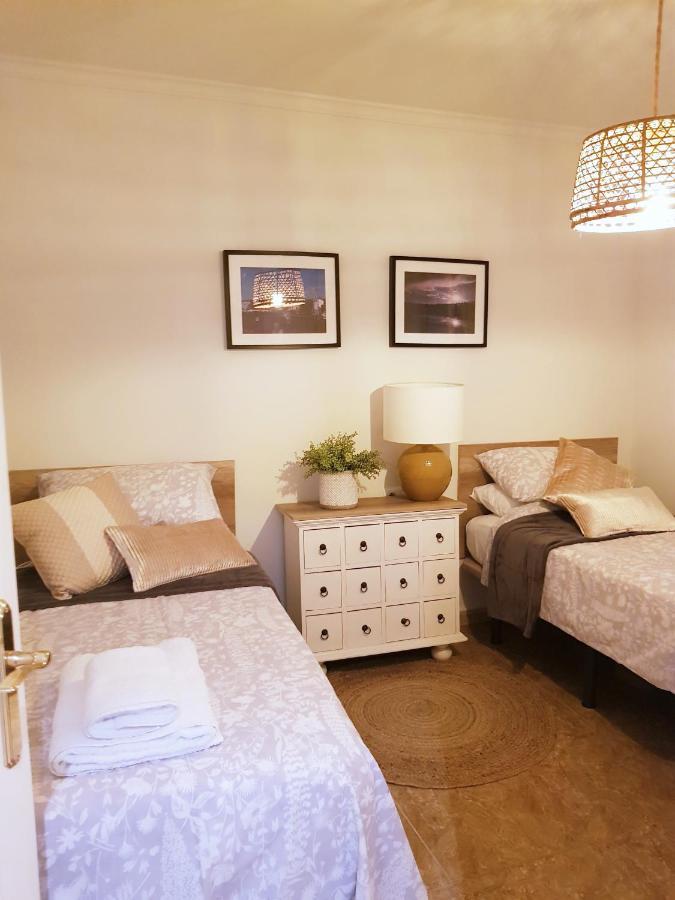 Lovely 2 Bedroom Apartment Close To Denia Castle. Exterior photo